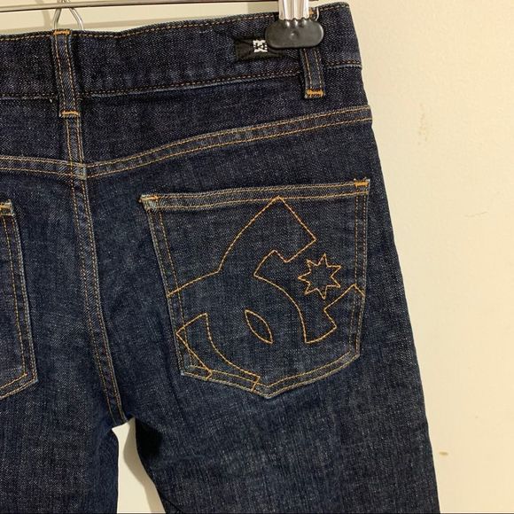 DC shoe straight fit dark blue capris Sz29 - Picture 6 of 7